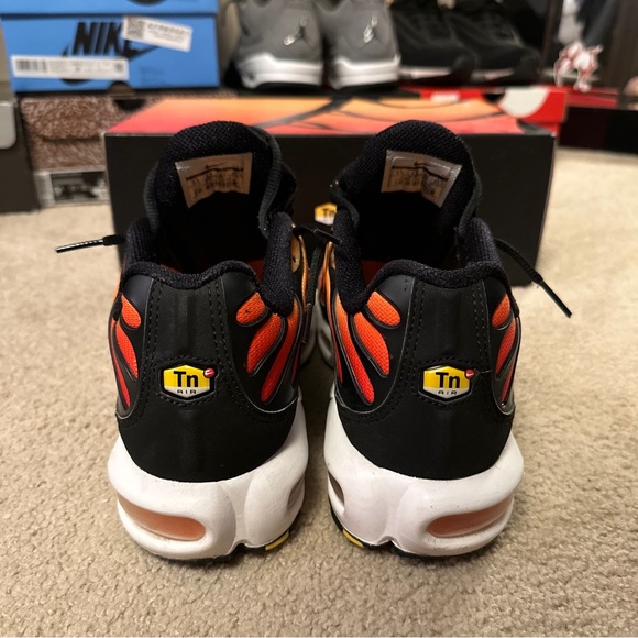 Air max TN sunset main image 4
